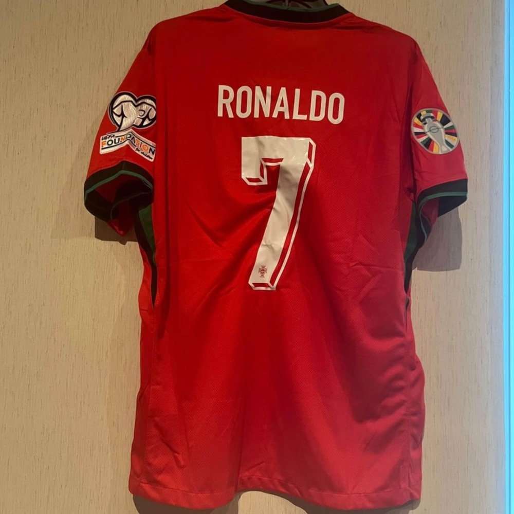 Cristiano Ronaldo  Portugal 2024 Euro - Ronaldo #7 Home Jersey  Football